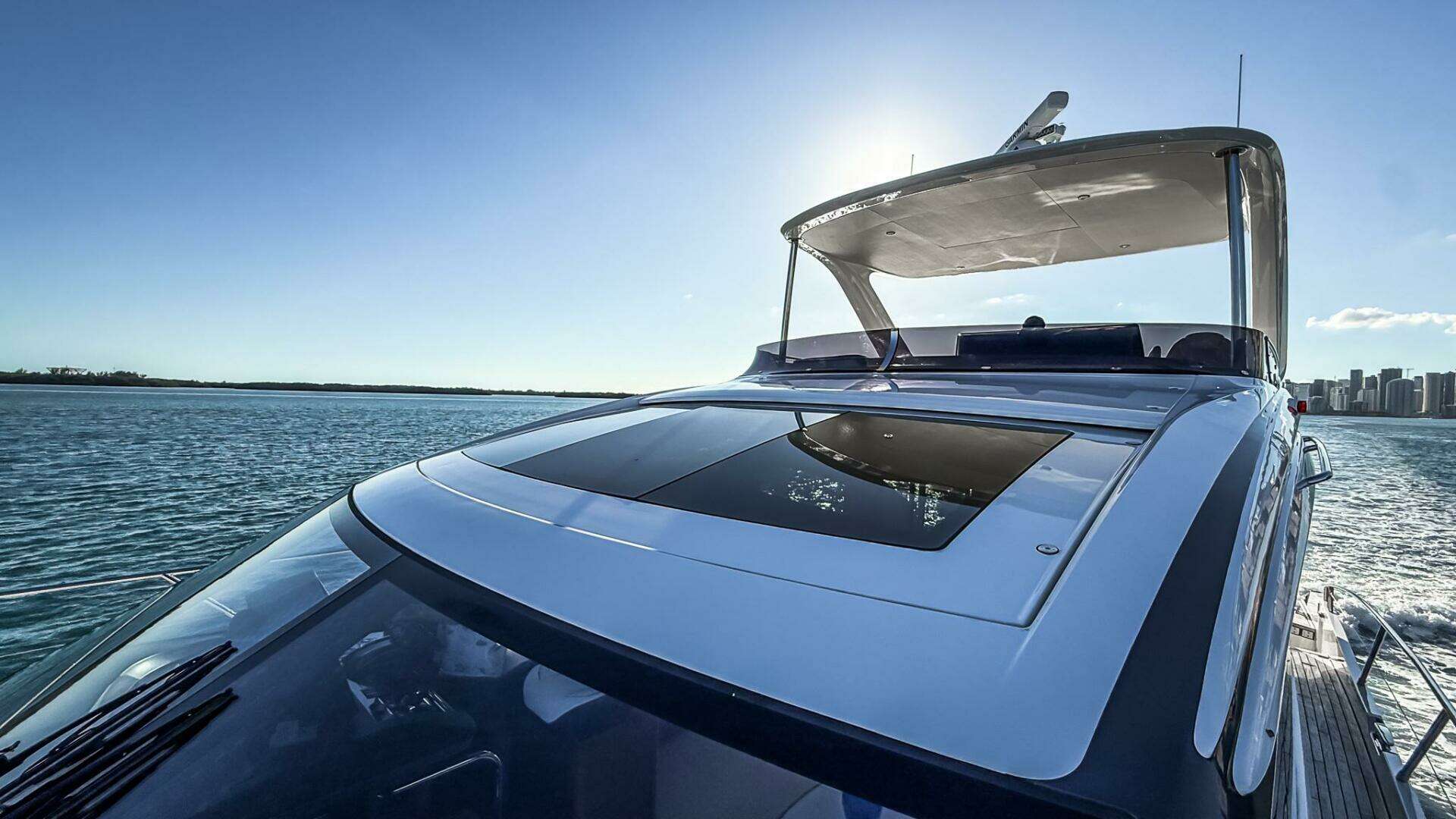 Princess S65 Sportbridge-2026 -Miami-Florida-United States 5928497