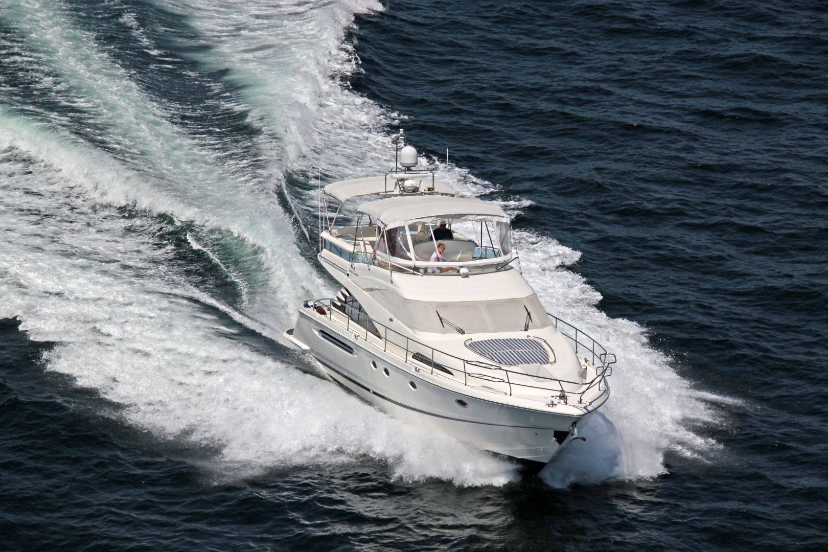 2002 Fairline 58 Squadron Yacht For Sale | Bellezza | SI Yachts