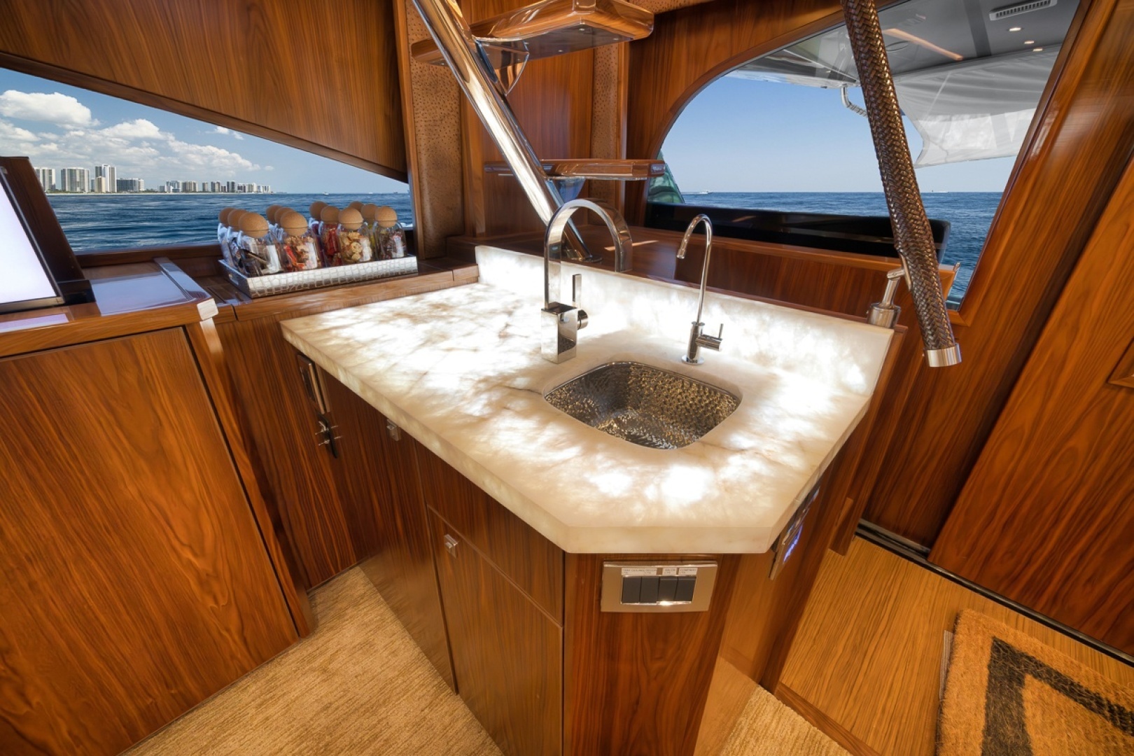 Viking 92 Sky Bridge-2018-SIR REEL Key Largo-Florida-United States 6471069