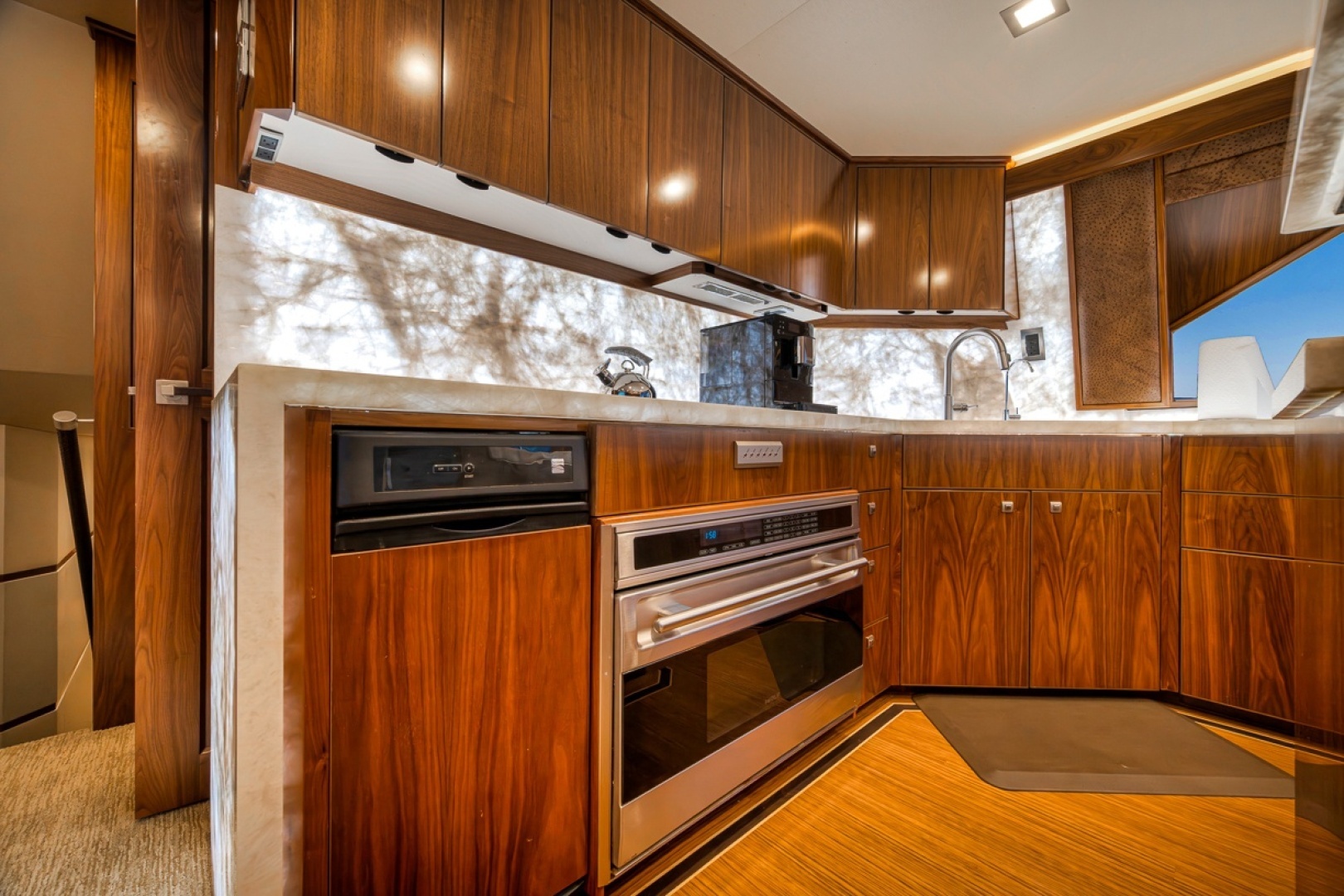 Viking 92 Sky Bridge-2018-SIR REEL Key Largo-Florida-United States 6471058