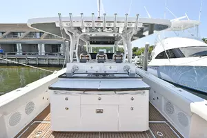 Summer Kitchen with Corina Countertops