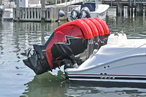Quad Yamaha 425 HP Outboards
