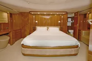 VIP Stateroom - Forward 