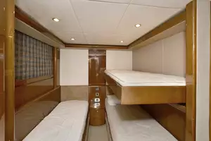 Guest Stateroom - Starboard Side
