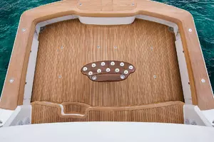 Cockpit View From Flybridge 