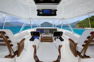 Flybridge Helm Station 