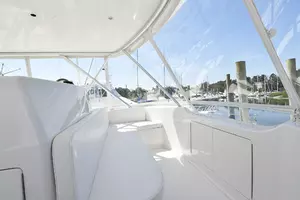 Flybridge Forward Seating