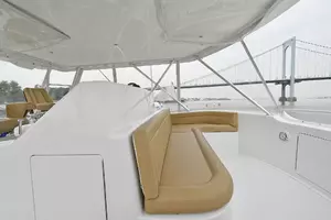 Flybridge Forward Seating