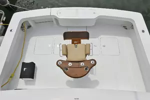 Cockpit View from Flybridge